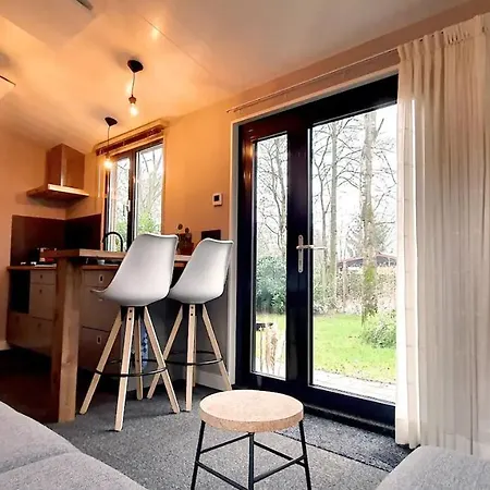Mooi Tiny House In Brabant In Natuurgebied * Zelanda